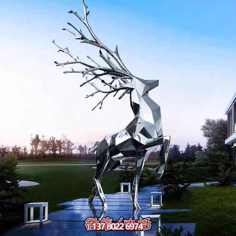 不銹鋼幾何形鏡面彩繪擺件，為校園景觀戶外售樓處帶來(lái)時(shí)尚美感