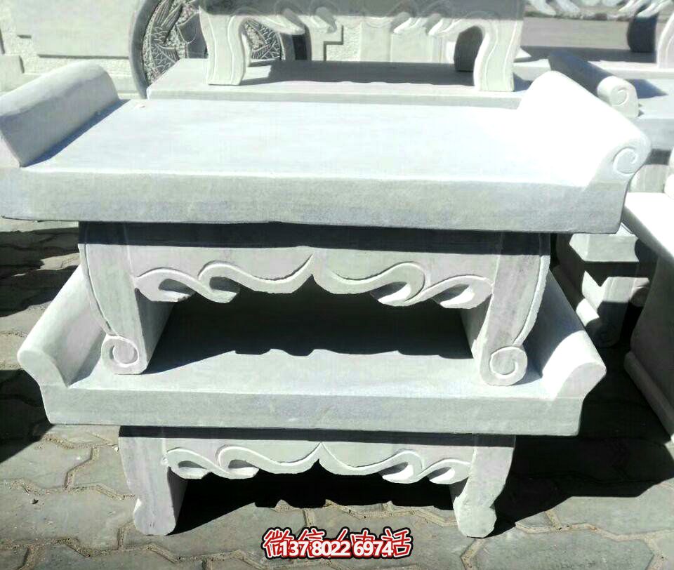漢白玉佛像供桌，裝點景區寺院